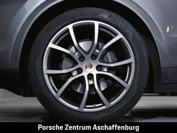 Cayenne Coupé Luftfederung Sportabgasanlage
