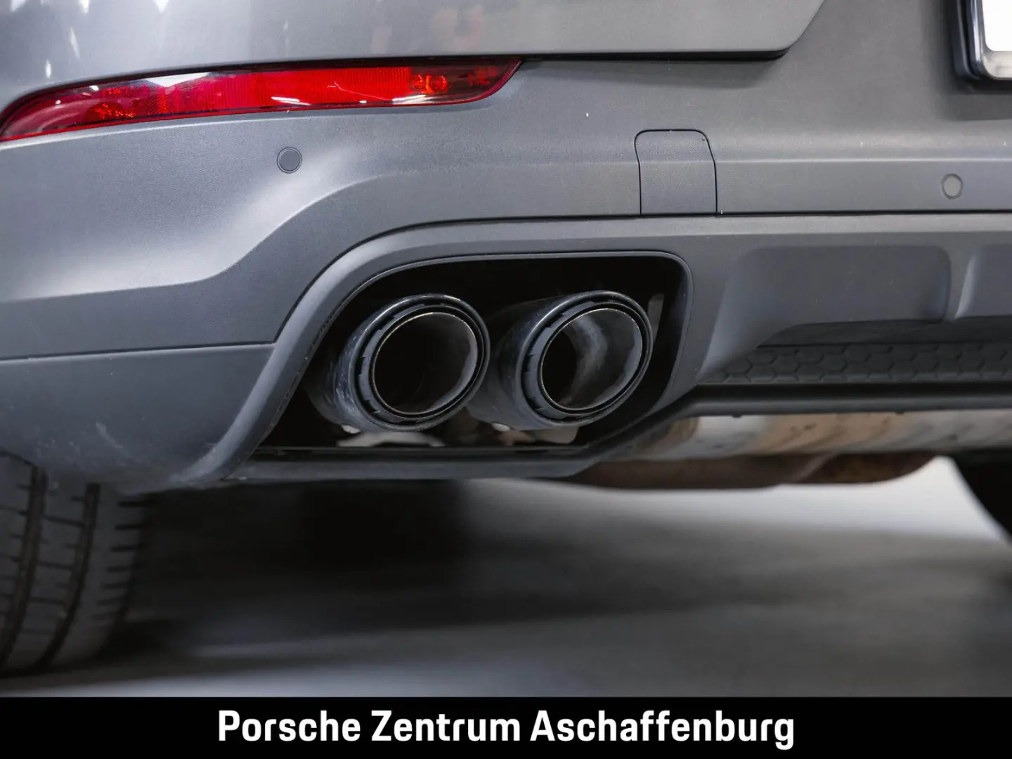 Cayenne Coupé Luftfederung Sportabgasanlage