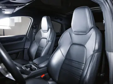 Cayenne Coupé Luftfederung Sportabgasanlage