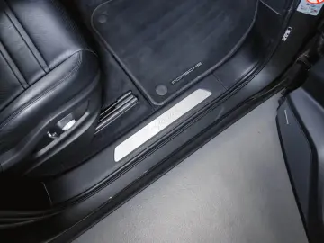 Cayenne Coupé Luftfederung Sportabgasanlage