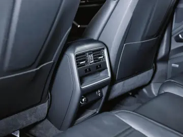 Cayenne Coupé Luftfederung Sportabgasanlage