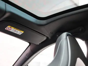 DBX 4.0 V8 707 | China Grey - Carbon Pack
