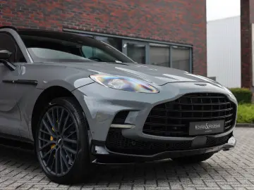 DBX 4.0 V8 707 | China Grey - Carbon Pack