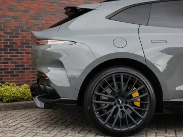 DBX 4.0 V8 707 | China Grey - Carbon Pack