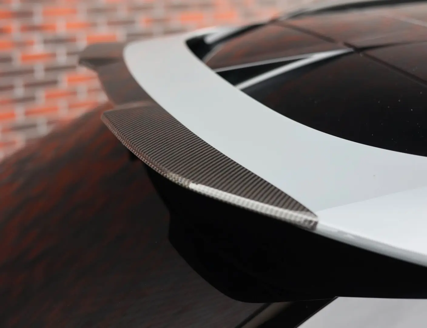 DBX 4.0 V8 707 | China Grey - Carbon Pack