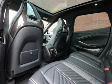 DBX 4.0 V8 707 | China Grey - Carbon Pack