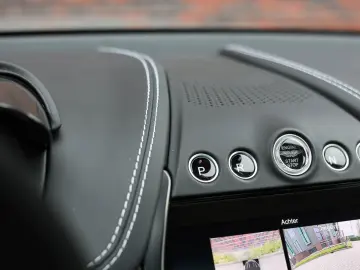 DBX 4.0 V8 707 | China Grey - Carbon Pack