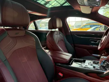 Flying Spur S V8/Carbon/NAIM