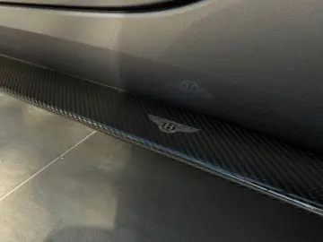 Flying Spur S V8/Carbon/NAIM