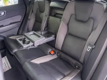 Volvo XC 60 2.0 T4 Geartronic  R-Design