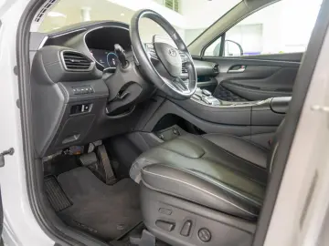 Hyundai Santa Fe 1.6 T-GDI Hybrid AWD