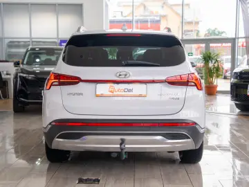 Hyundai Santa Fe 1.6 T-GDI Hybrid AWD