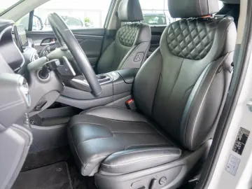 Hyundai Santa Fe 1.6 T-GDI Hybrid AWD