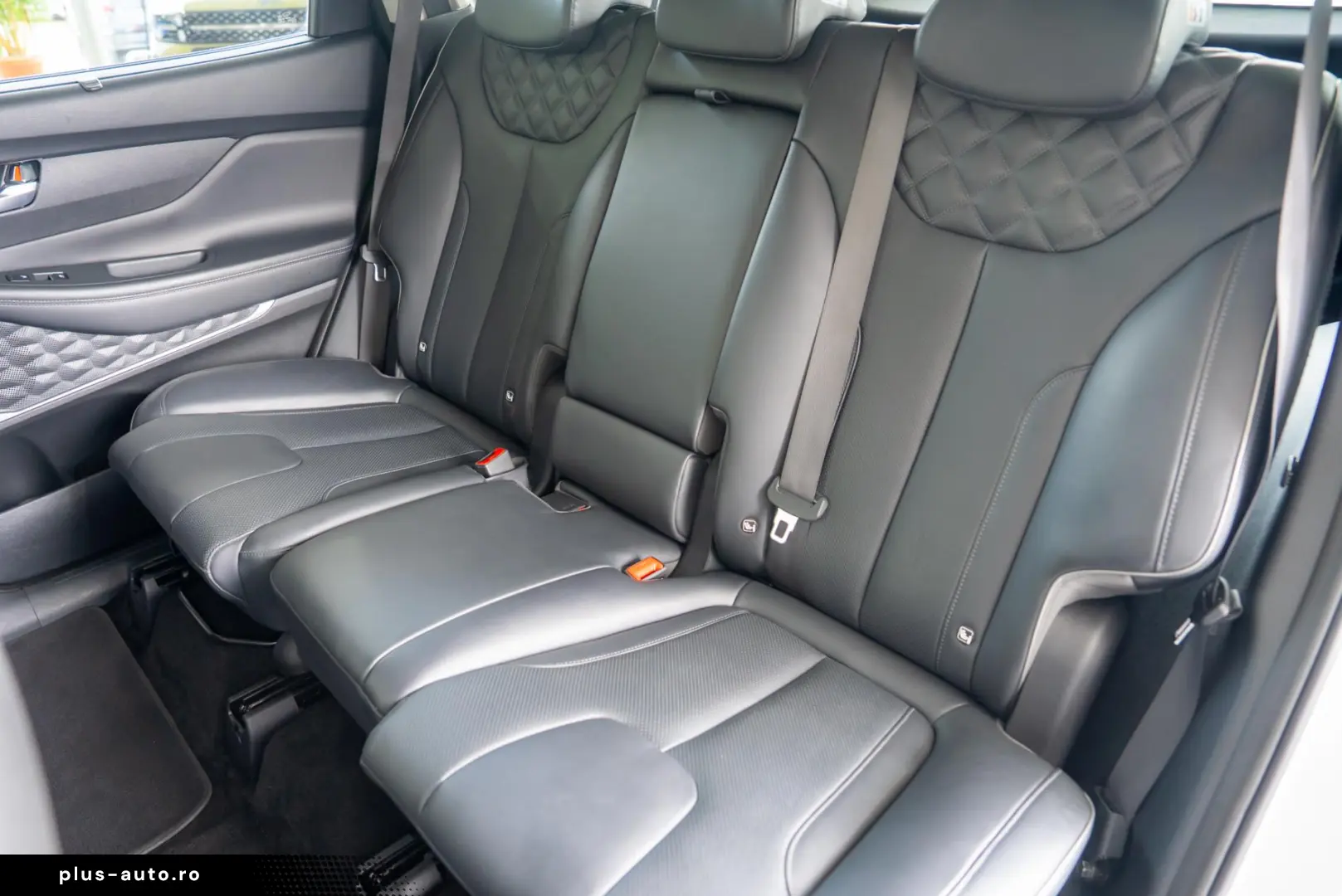 Hyundai Santa Fe 1.6 T-GDI Hybrid AWD