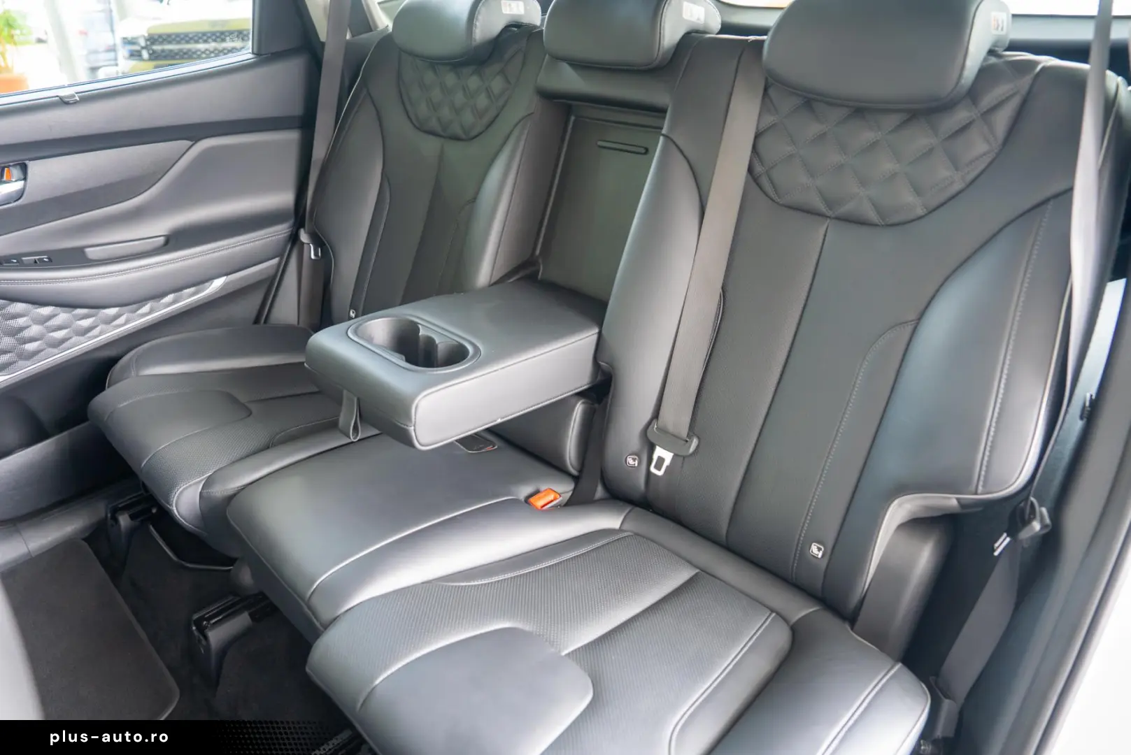 Hyundai Santa Fe 1.6 T-GDI Hybrid AWD