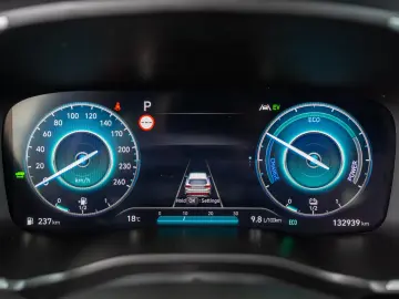 Hyundai Santa Fe 1.6 T-GDI Hybrid AWD