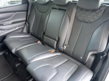 Hyundai Santa Fe 1.6 T-GDI Hybrid AWD