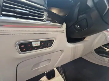 X7 xDrive30d M Sport*7-Sitzer*Pano*Head Up*
