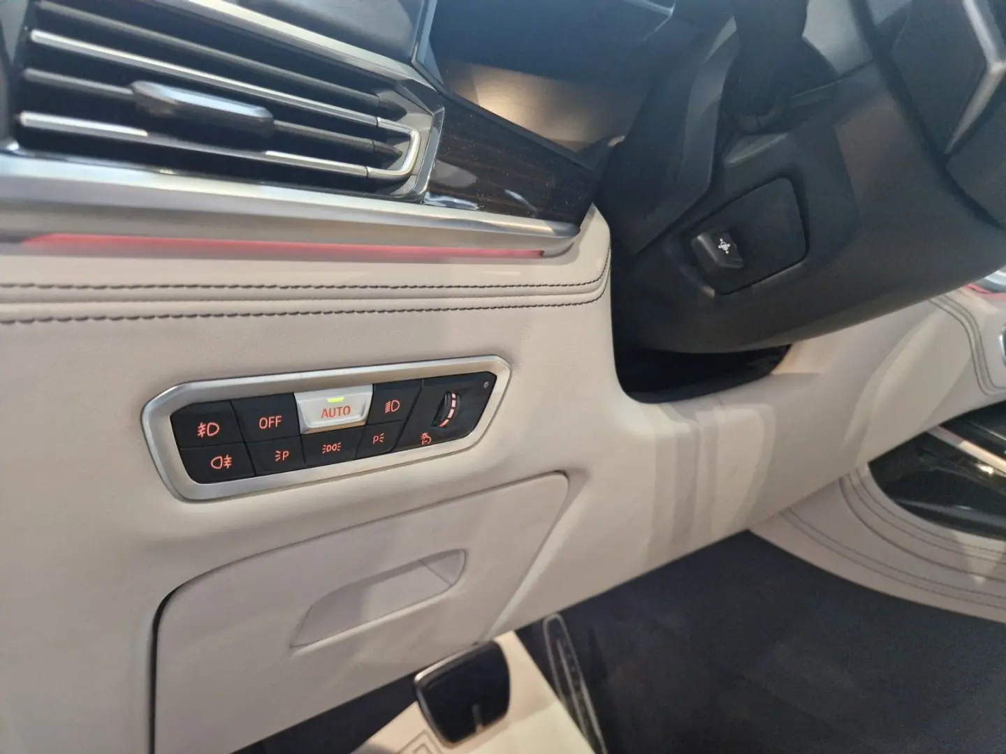 X7 xDrive30d M Sport*7-Sitzer*Pano*Head Up*