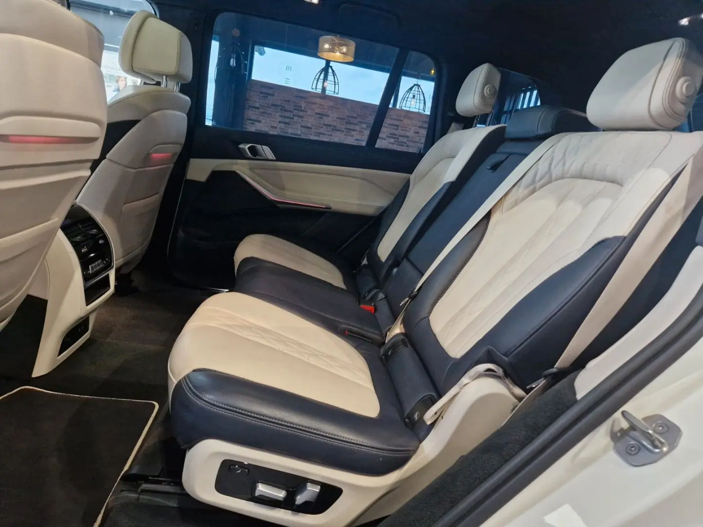 X7 xDrive30d M Sport*7-Sitzer*Pano*Head Up*