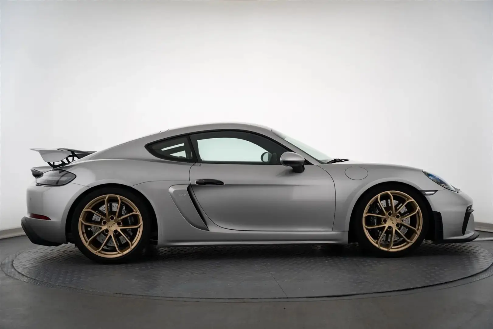 Cayman GT4 6-G. Clubsport Vollschale LED PPF MwS