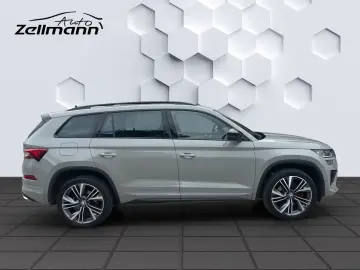Kodiaq RS 2.0TSi 180kW DSG LED PanoDach Parkassi