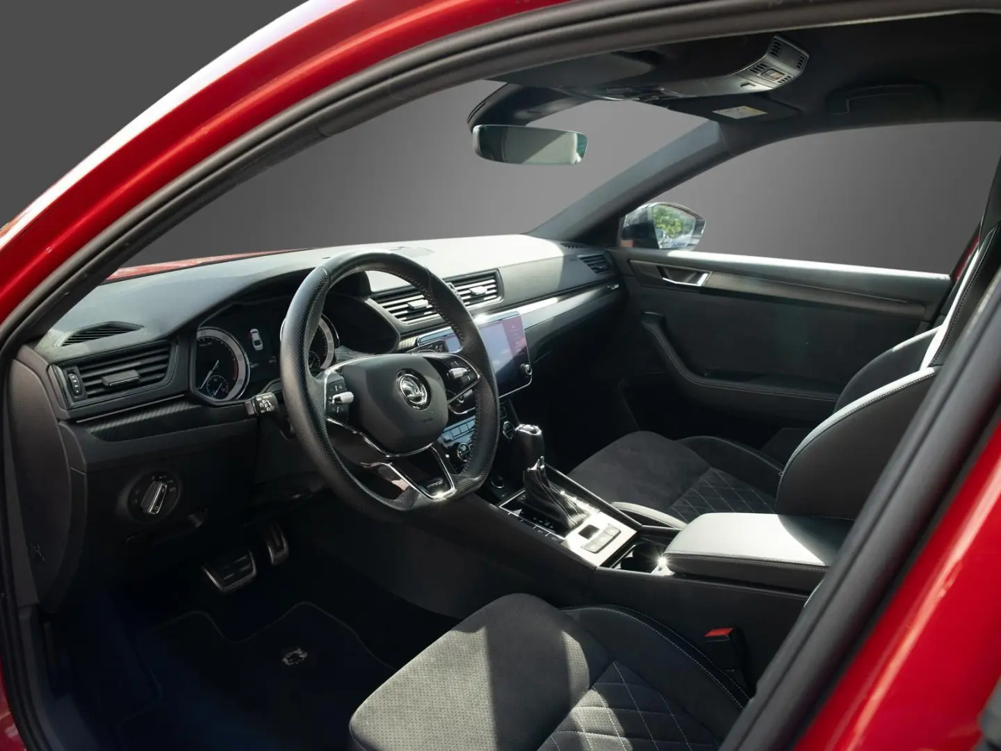 Superb Sportline DCC Dark Carbon 19