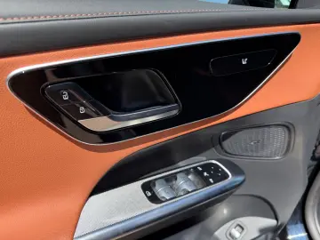 GLC 300  Coupe  4Matic 1.Hand Burmester LED AMG