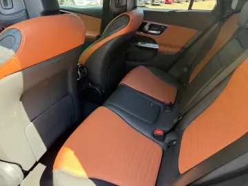 GLC 300  Coupe  4Matic 1.Hand Burmester LED AMG