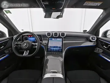 GLC 450 d 4M AMG MBUX+360°+AHK+Pano+DIG-LED+20