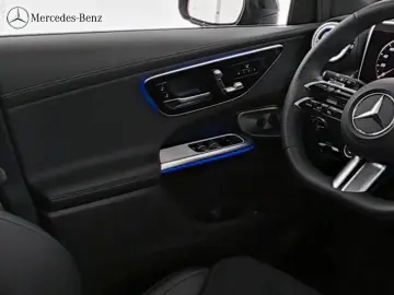 GLC 450 d 4M AMG MBUX+360°+AHK+Pano+DIG-LED+20