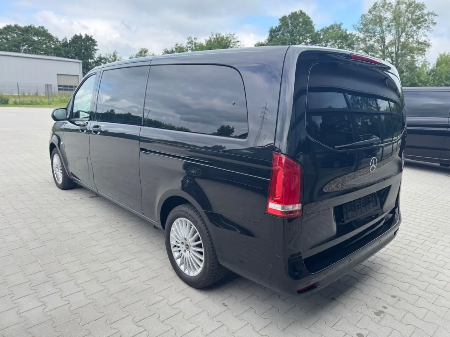 Vito 124 4M Extralang -9Sitz-2xelSchiebet-Kamera