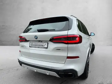 X5 xDrive45e