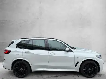 X5 xDrive45e