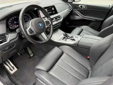 X5 xDrive45e