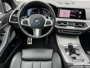 X5 xDrive45e