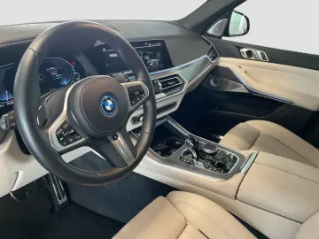 X5 xDrive45e M Sport Bowers & Wilkins AHK LED