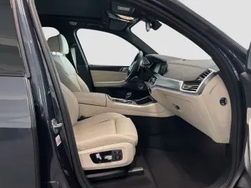 X5 xDrive45e M Sport Bowers & Wilkins AHK LED
