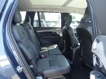 XC90 Ultra Dark T8 AWD Plug-in Hybrid B&W/360°KA