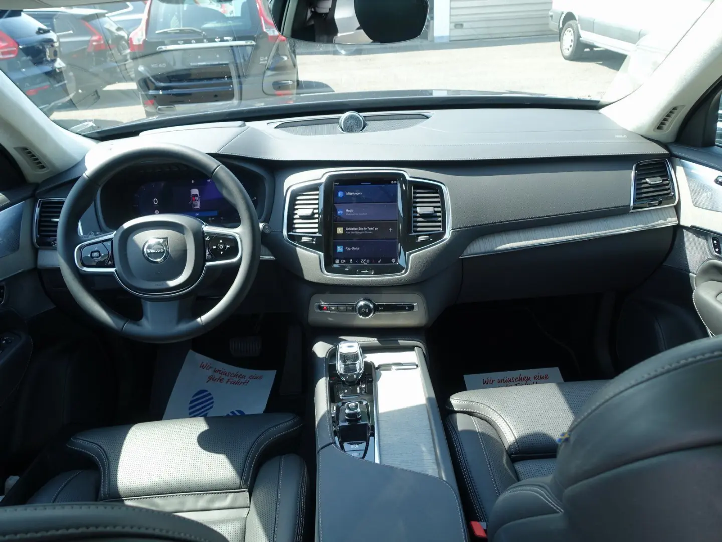 XC90 Ultra Dark T8 AWD Plug-in Hybrid B&W/360°KA