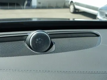 XC90 Ultra Dark T8 AWD Plug-in Hybrid B&W/360°KA