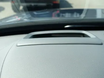 XC90 Ultra Dark T8 AWD Plug-in Hybrid B&W/360°KA
