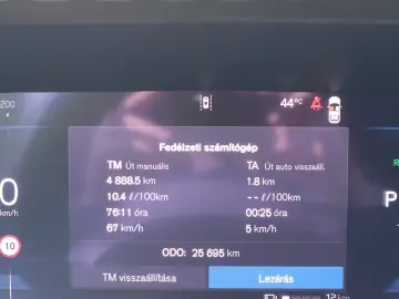 XC90 Ultra Dark T8 AWD Plug-in Hybrid B&W/360°KA