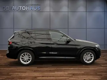X3 xDrive 30e Sport-Steptronic M Sportpaket Lede