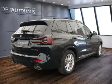 X3 xDrive 30e Sport-Steptronic M Sportpaket Lede