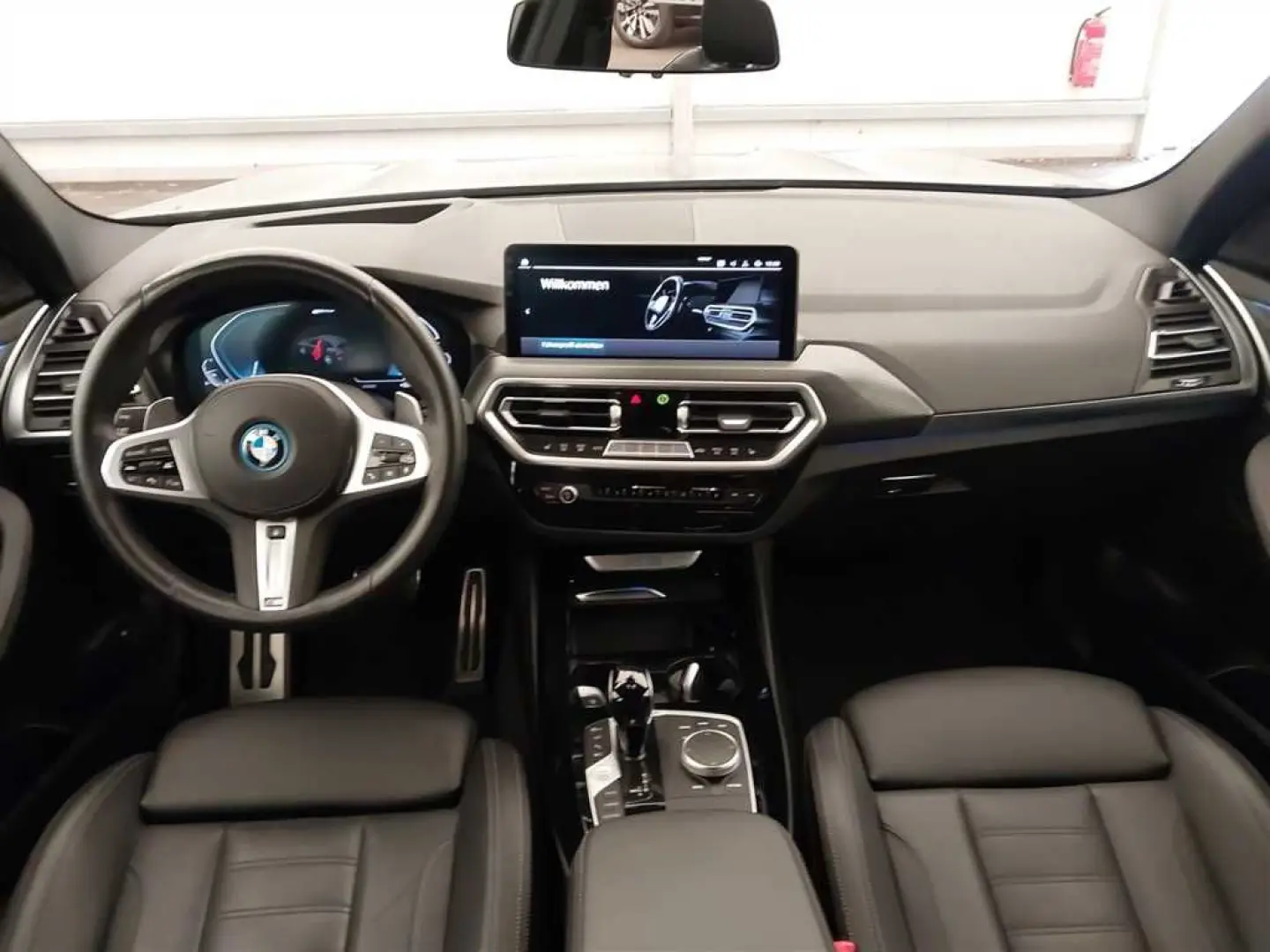 X3 xDrive 30e Sport-Steptronic M Sportpaket Lede