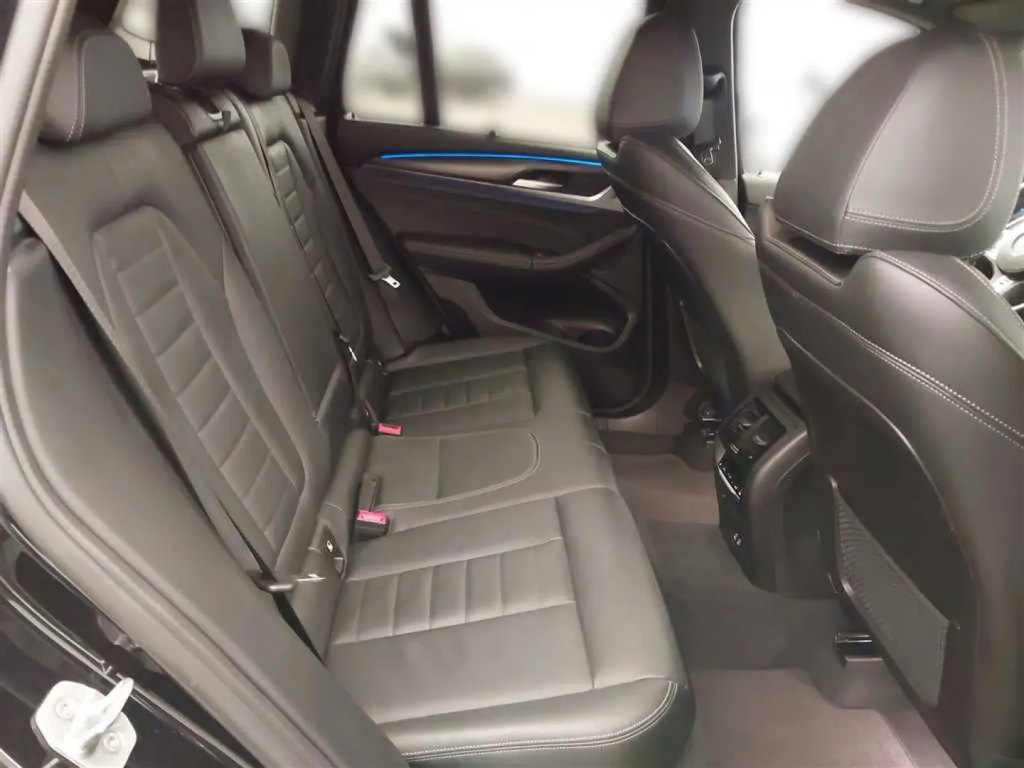 X3 xDrive 30e Sport-Steptronic M Sportpaket Lede