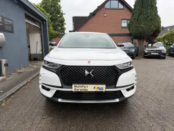 DS 7 Crossback Performance Line LED Navi Leder