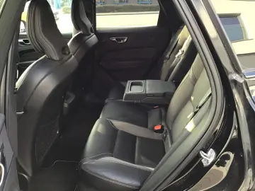 XC60 B4 (Diesel) R-Design AWD 360° Cam AHK