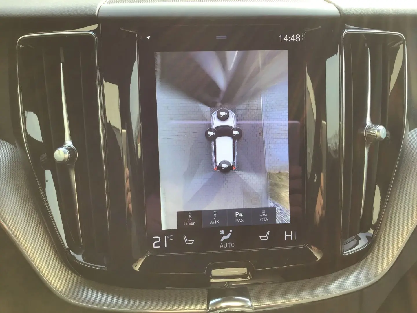 XC60 B4 (Diesel) R-Design AWD 360° Cam AHK